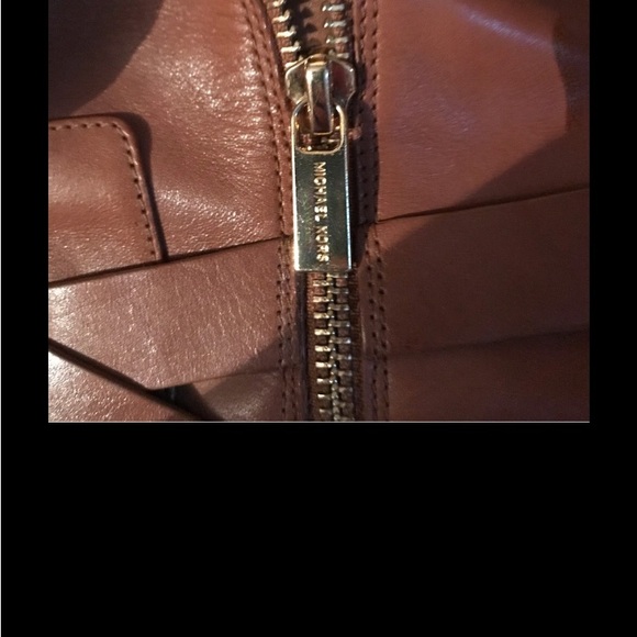 Michael Kors boots! - Picture 4 of 4